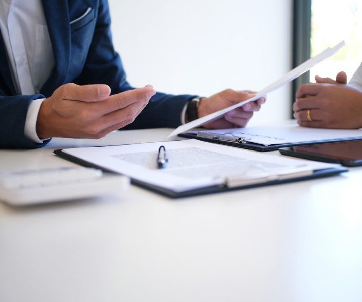 Comparing Short-Term Financial Assistance Solutions for Unexpected Events
